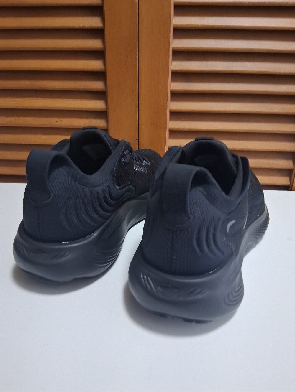 Brooks Adrenaline GTS 25 All Black Running Shoe Women’s Size 9 (2A) Narrow * NEW - Picture 6 of 8